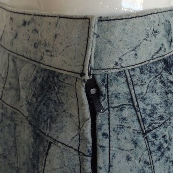 new CROSSING POINTE Patchwork Suede Skirt, 33" Waist, Light Blue, Satin lined - Picture 5 of 13